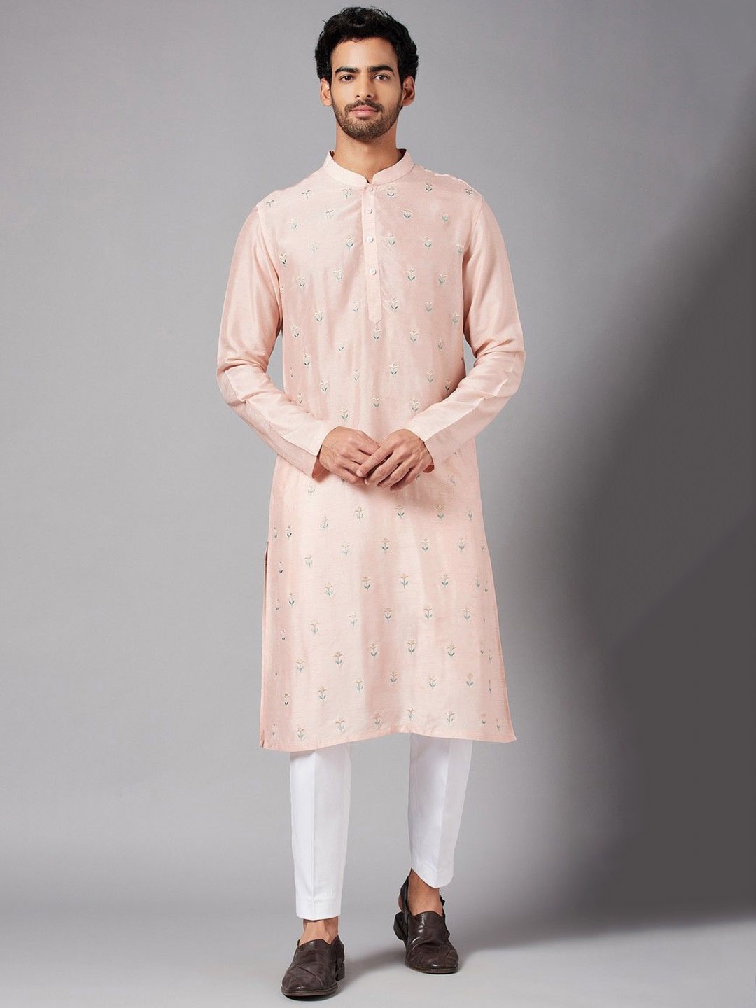 

HILO DESIGN Floral Embroidered Mandarin Collar Straight Kurta, Peach