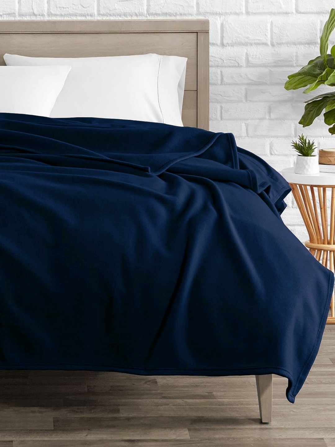 

THE little BIG STORE Navy Blue 800 GSM Mild Winter Single Bed Blanket