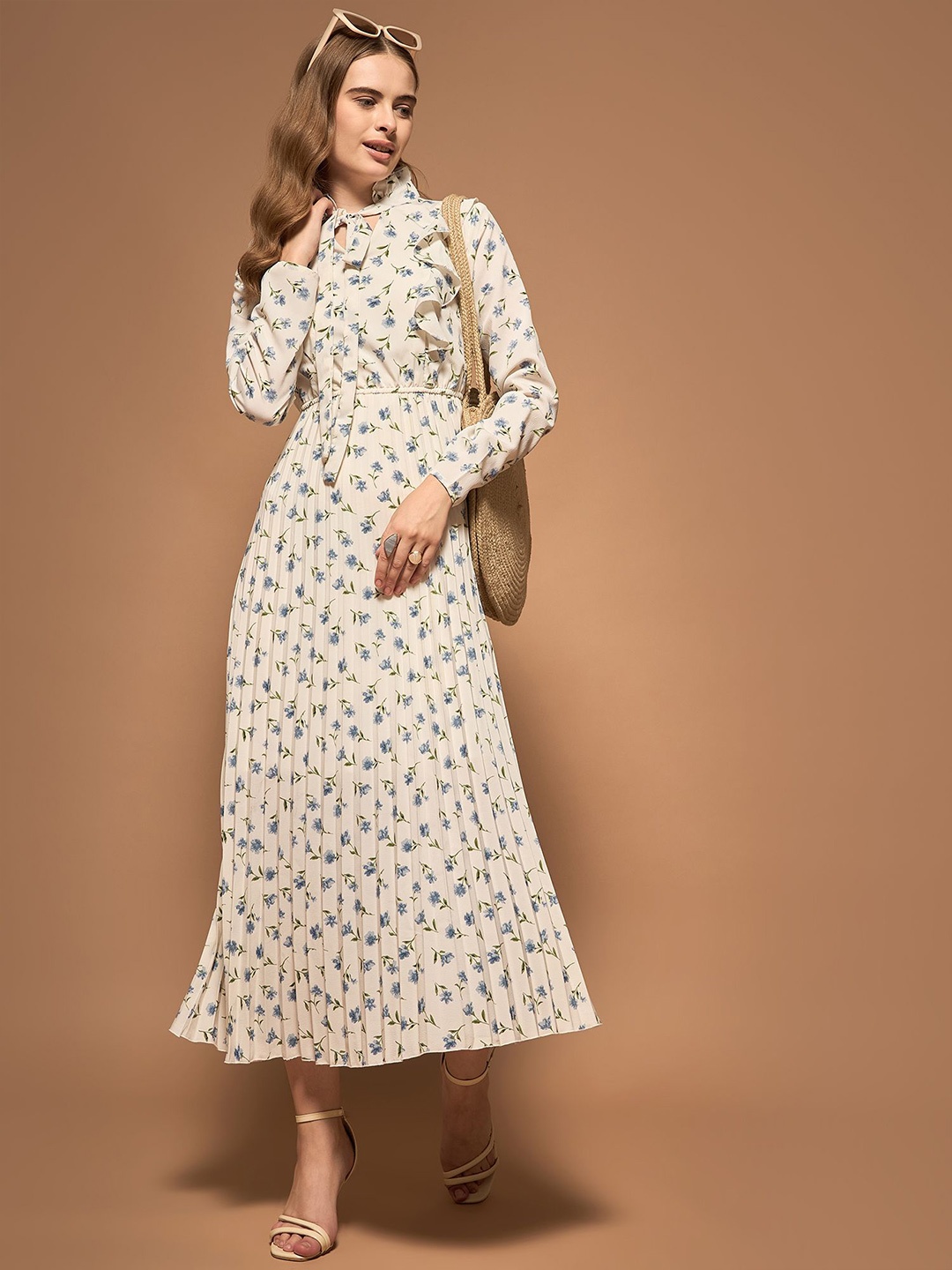

Berrylush Floral Printed Tie-Up Neck Fit and Flare Midi Dress, White