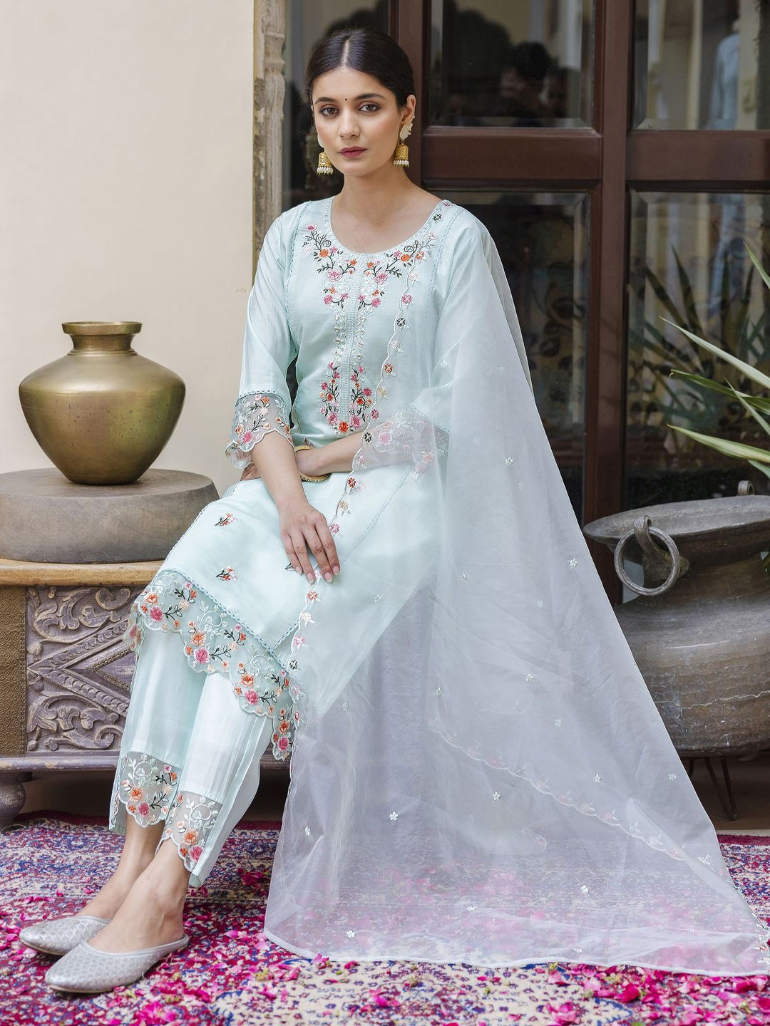 

VredeVogel Floral Embroidered Thread Work Kurta with Trousers & With Dupatta, Green
