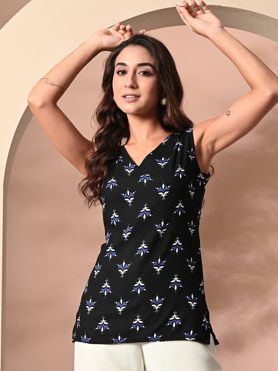 

ANNSH APPAREL Women Printed Cotton Top, Black