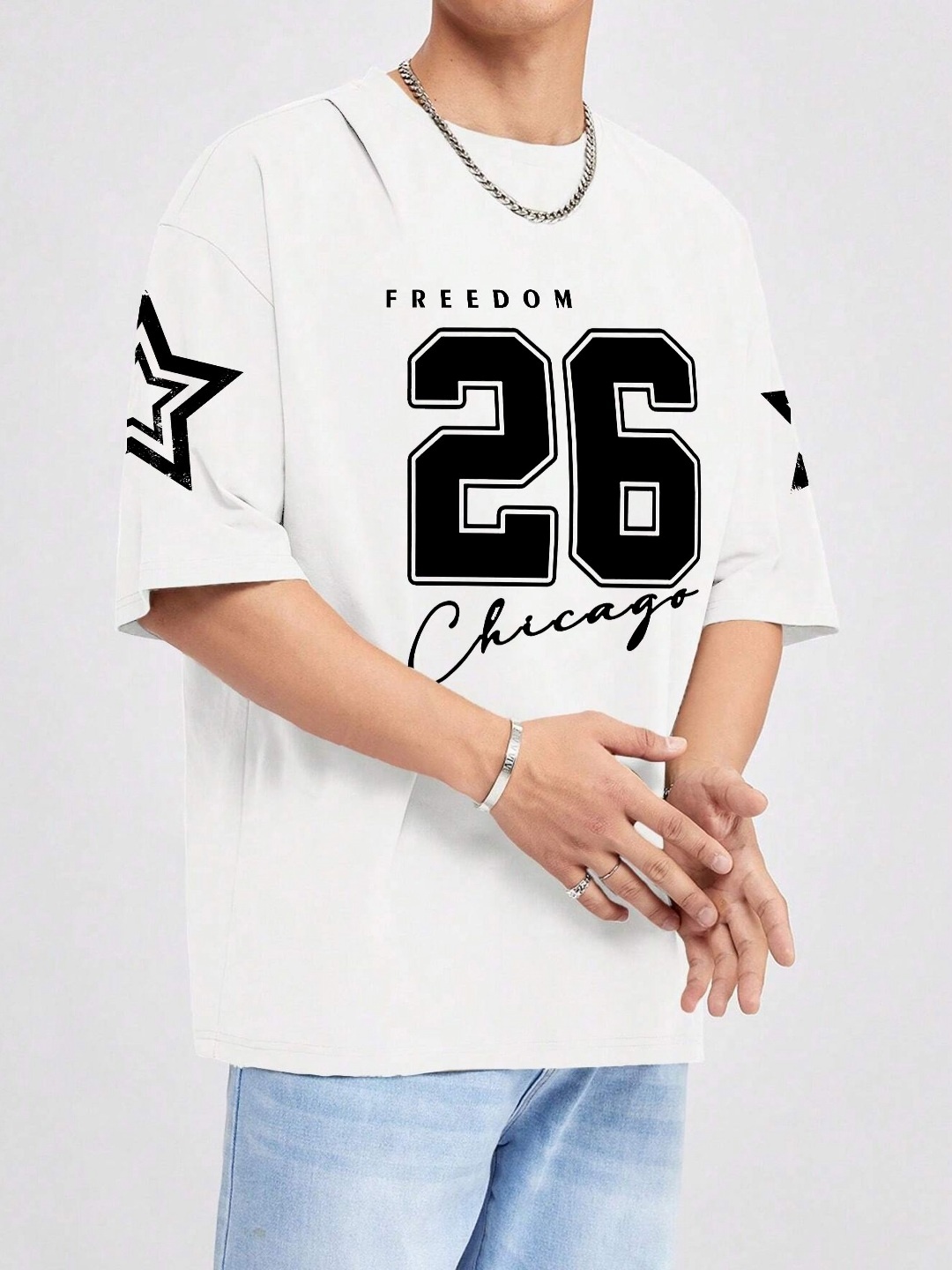 

TABADTOD Men Varsity Applique T-shirt, White