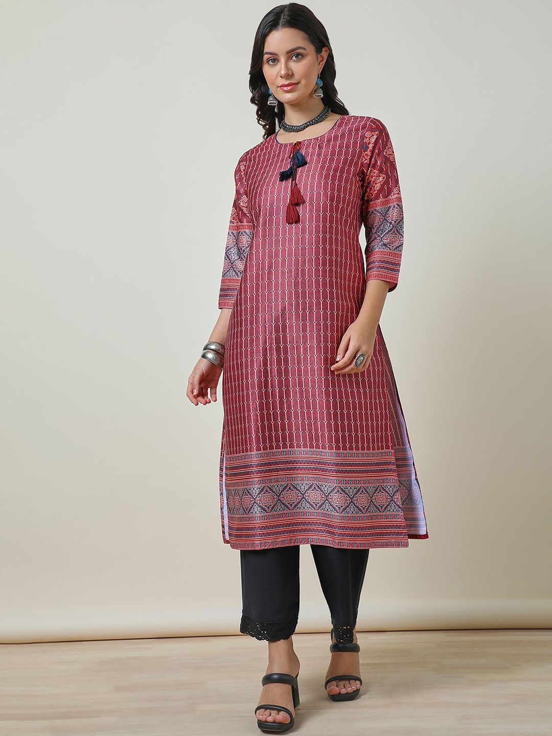 

Soch Geometric Printed Tie-Up Neck Straight Kurta, Maroon