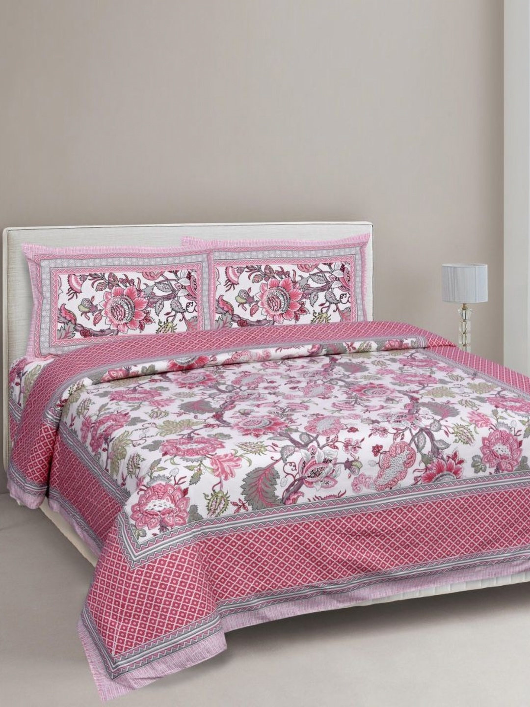 

Urban Jaipur elegance Pink Floral Cotton 200 TC King Bedsheet with 2 Pillow Covers