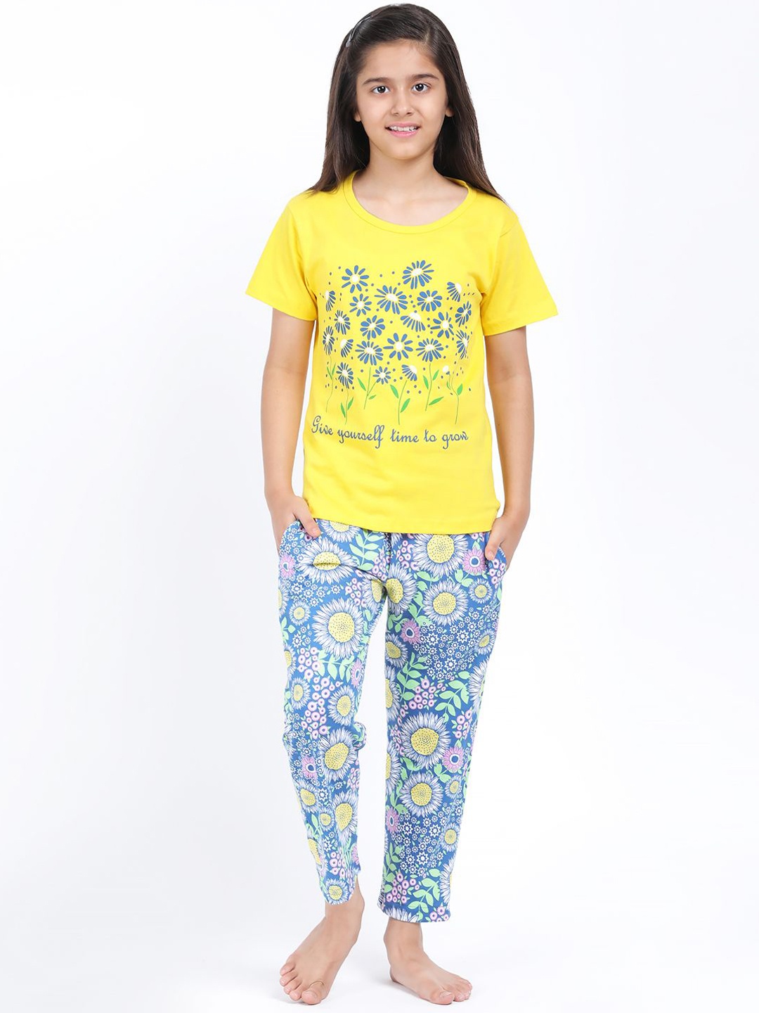 

Elzoh Girls Printed Night suit, Yellow