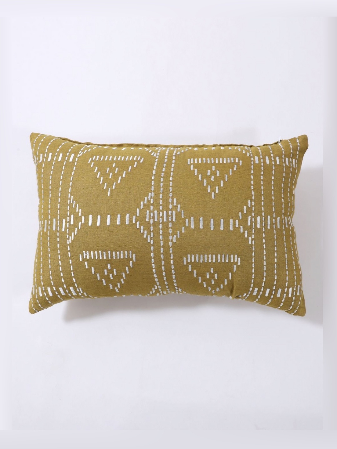 

Art Avenue Mustard & White Linen Rectangle Cushion Covers