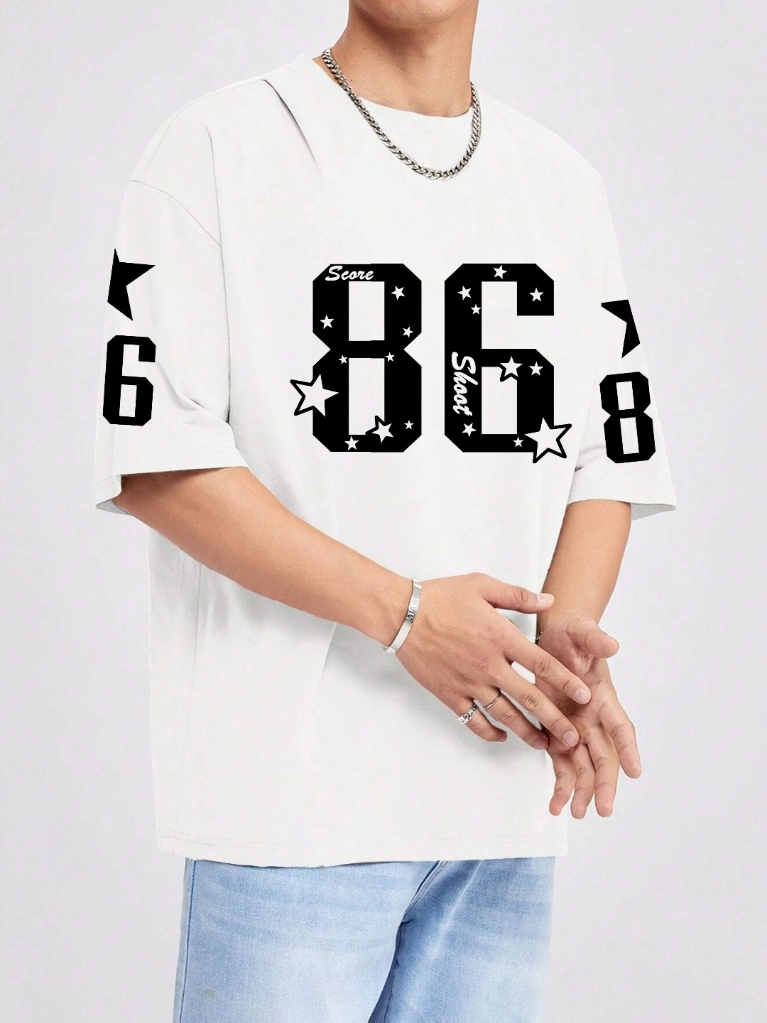 

TABADTOD Men Typography V-Neck Applique T-shirt, White