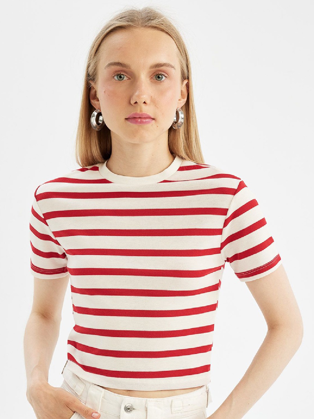 

DeFacto Women Striped Pockets T-shirt, Na