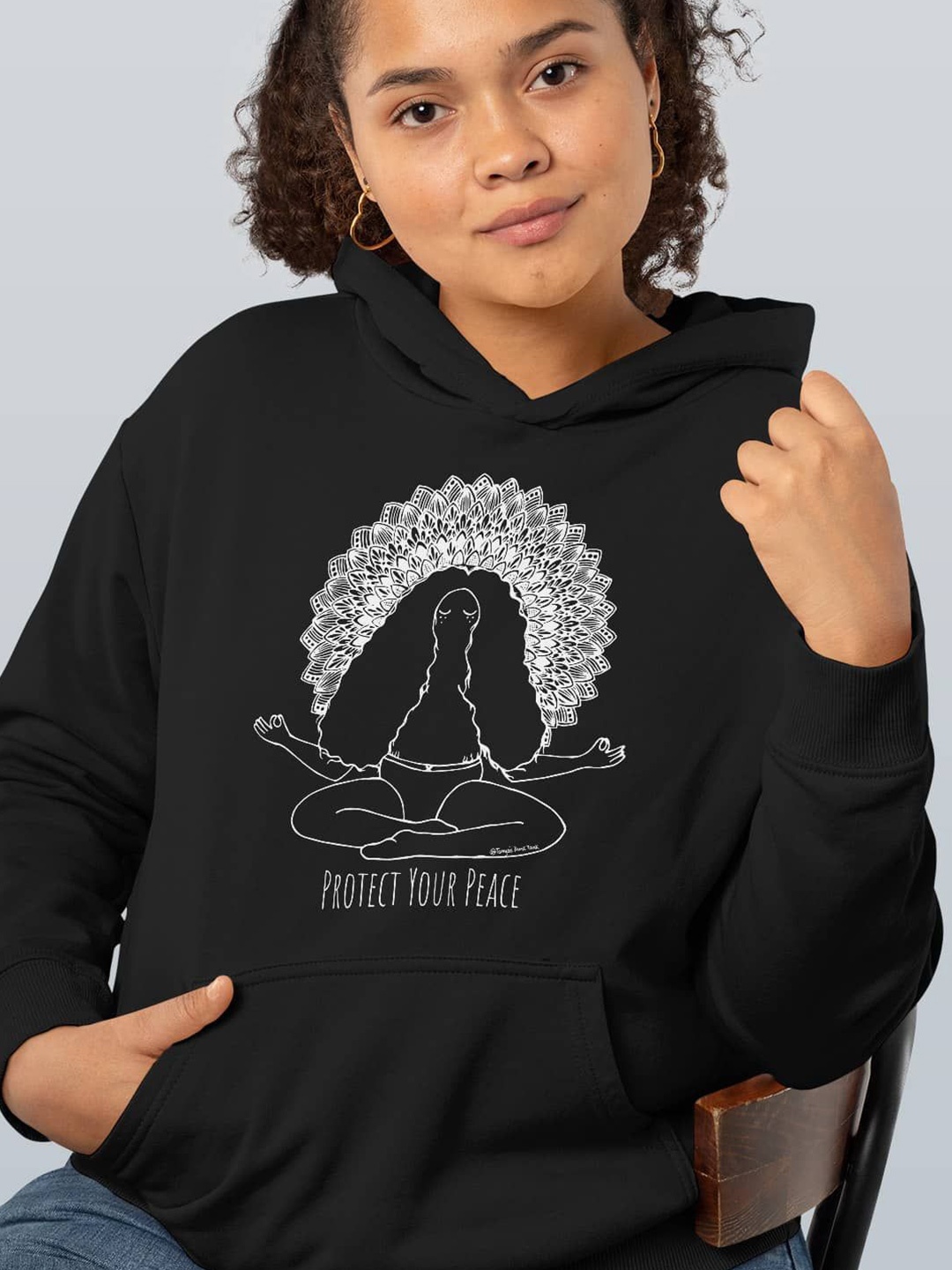 

macmerise Women Hooded Sweatshirt, Black