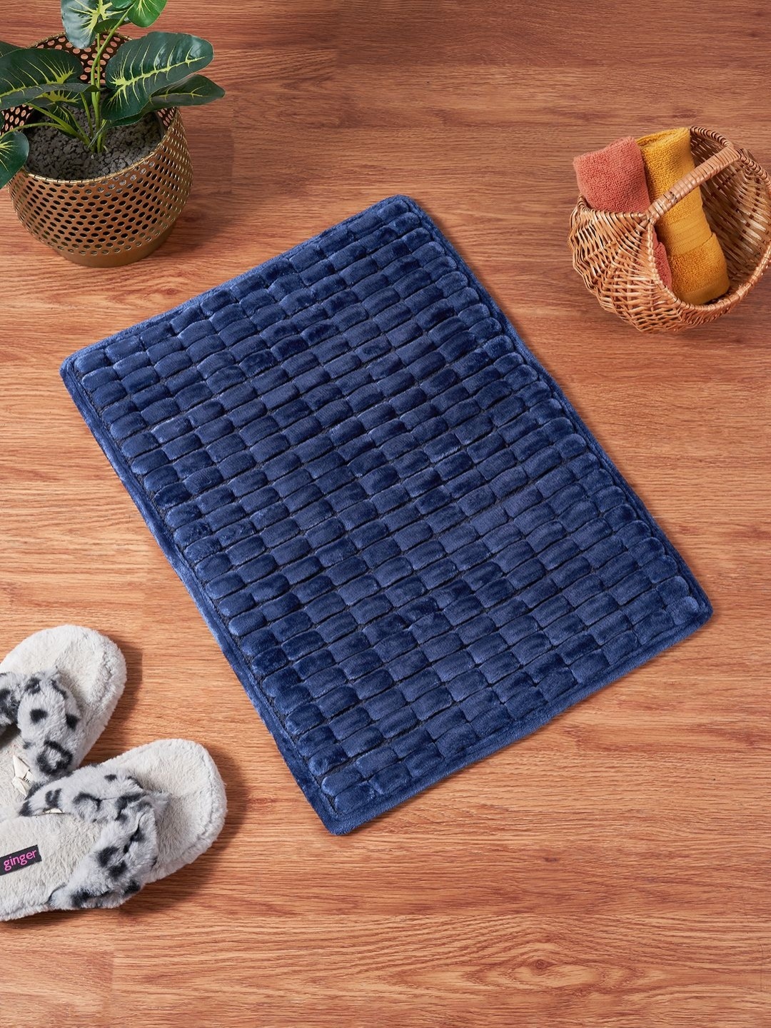 

Living scapes by Pantaloons Navy Blue Textured Cotton 1800 GSM Bath Rug