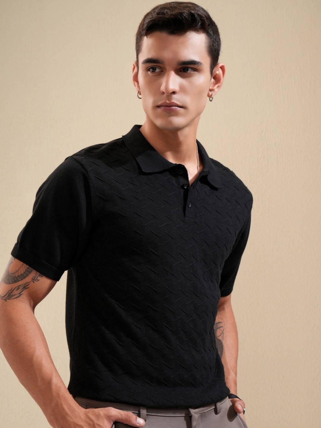 

HIGHLANDER Men Self Design Polo Collar Cotton Relaxed Fit T-shirt, Black