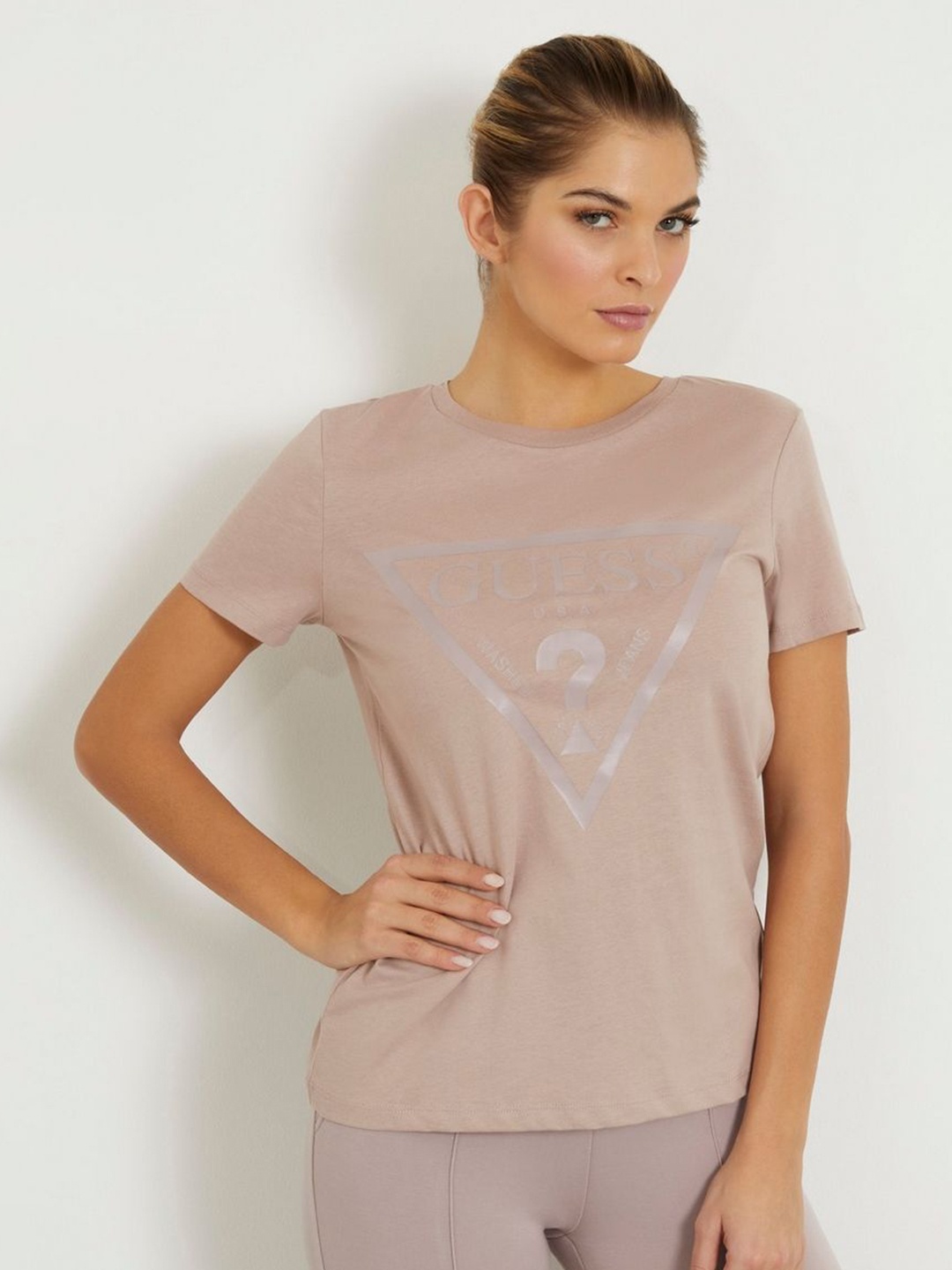 

GUESS Women Graphic Printed T-shirt, Pink