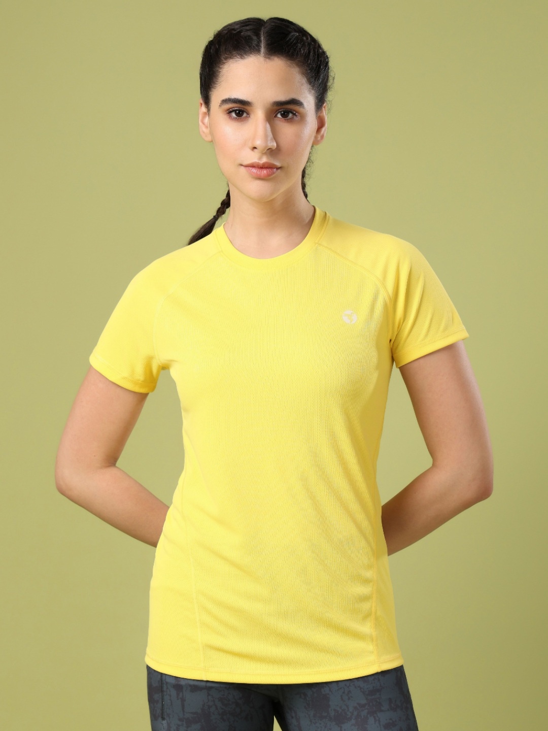 

Technosport Rapid-Dry Raglan Sleeves Slim Fit T-shirt With TECHNO COOL, Yellow