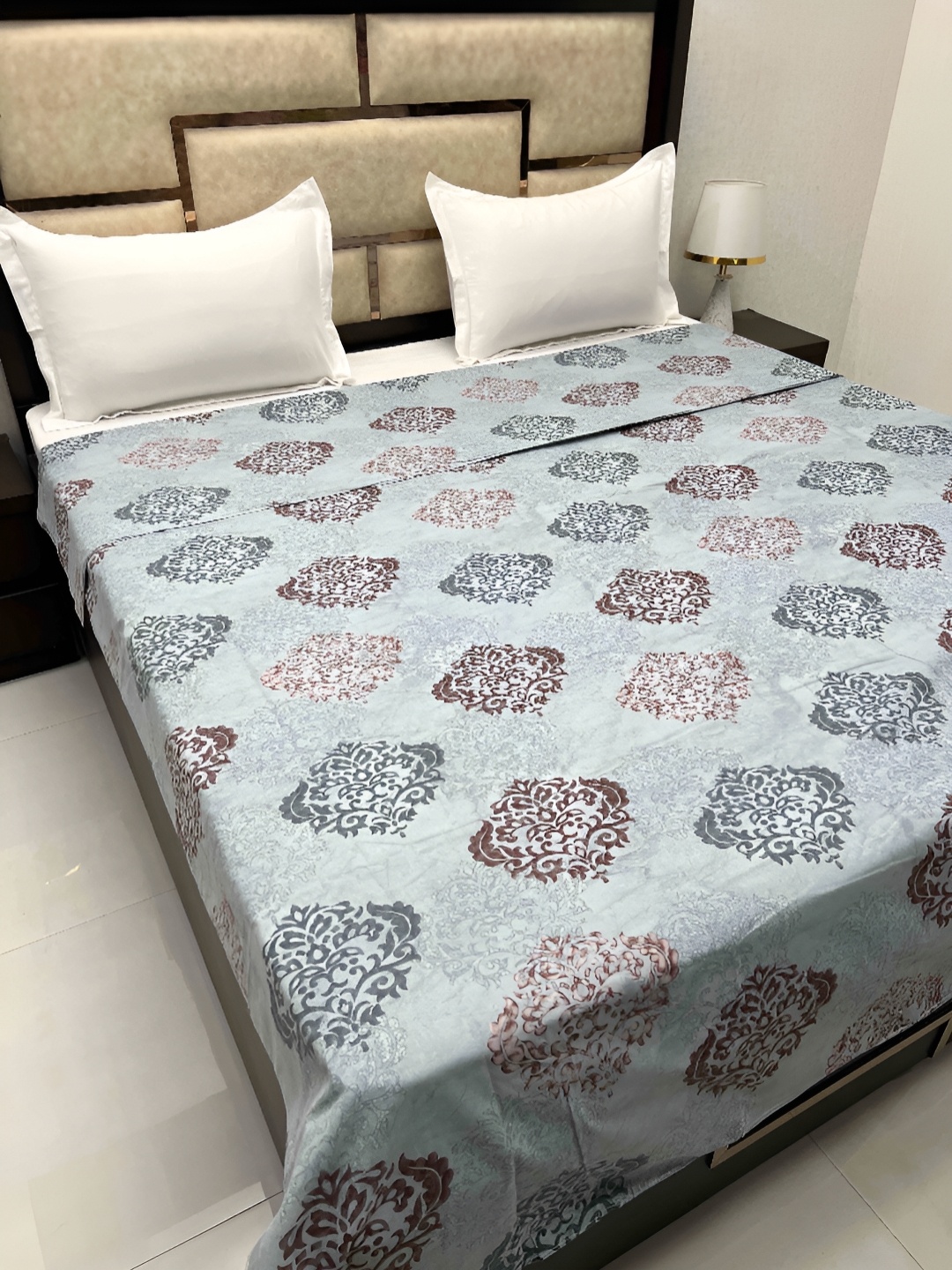 

Pure Decor Grey & Brown Printed 280 TC Pure Cotton Super King Duvet Cover