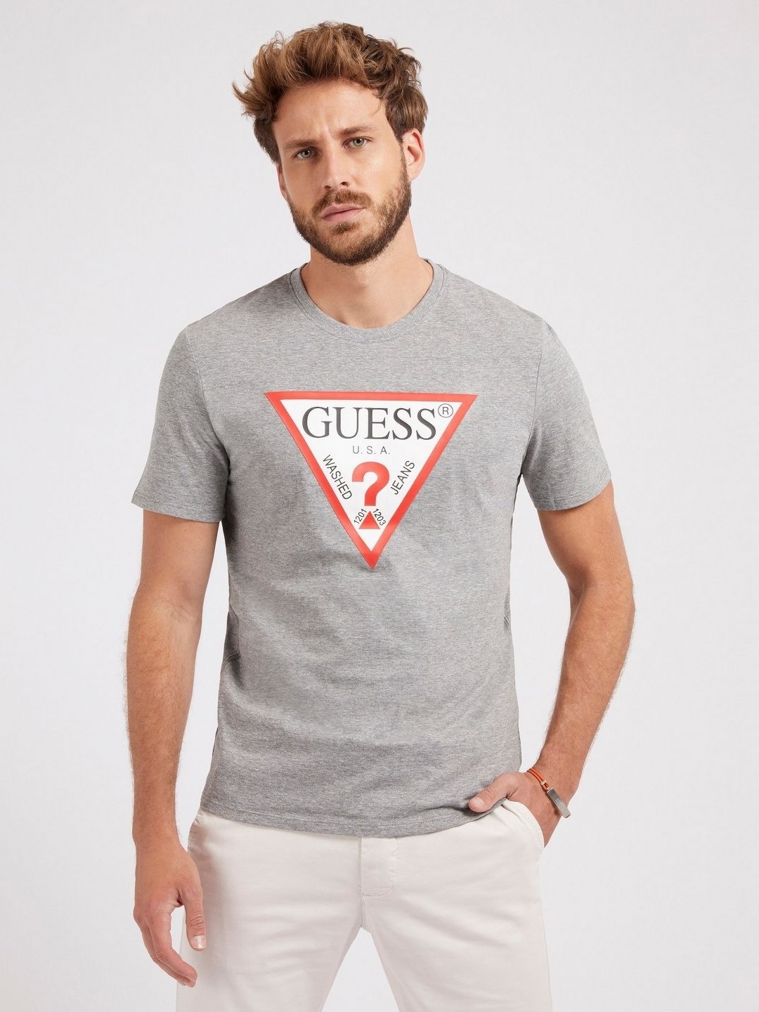 

GUESS Men Typography Printed T-shirt, Grey