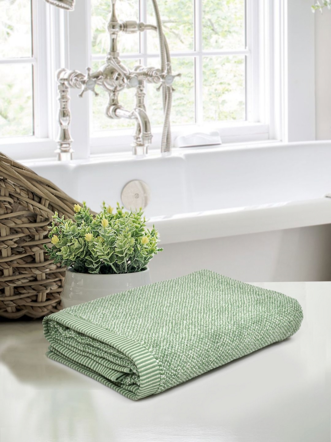 

Home Fresh Green Self Design Cotton 500 GSM Bath Towel