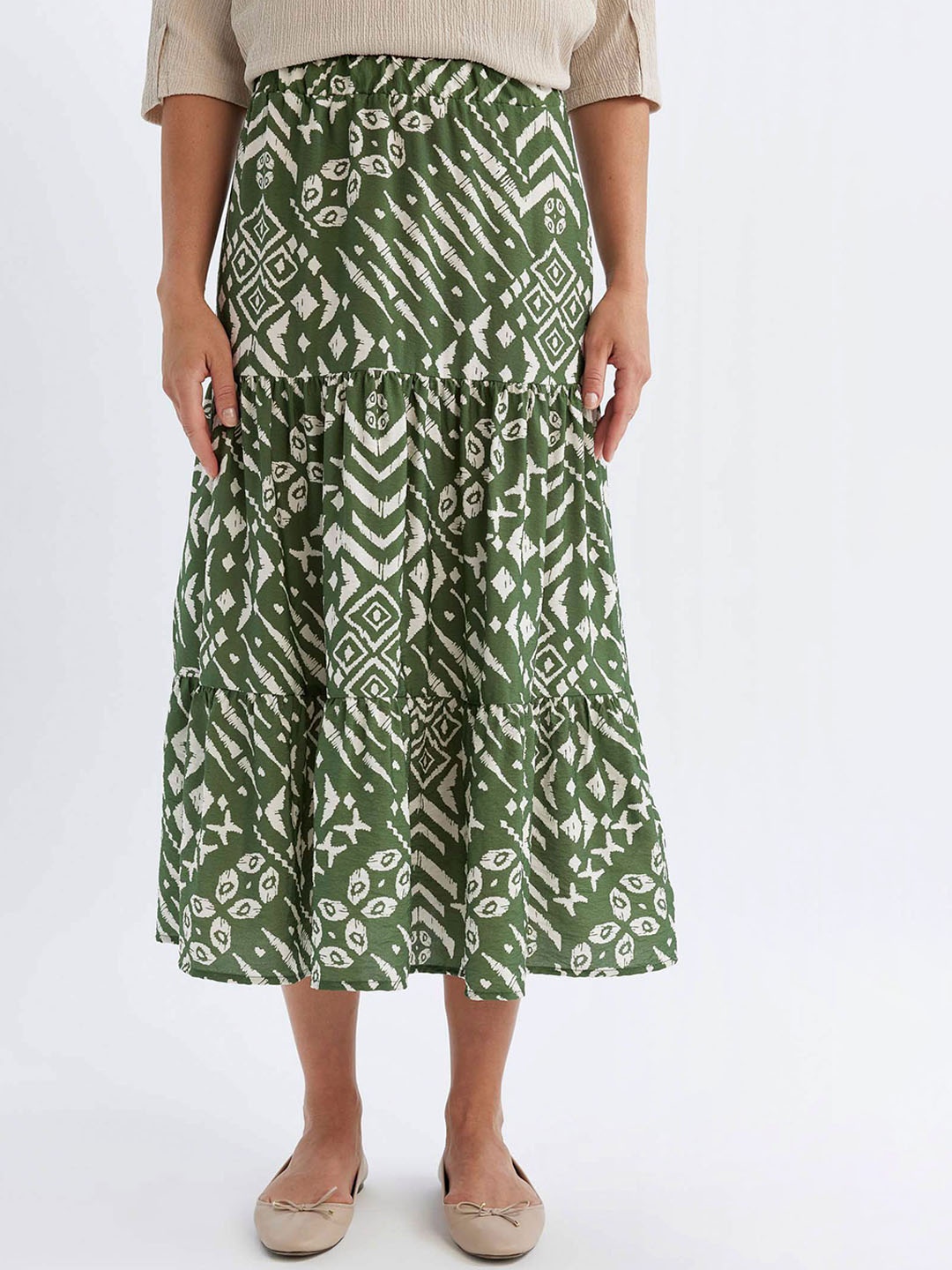 

DeFacto Printed Tiered Midi Skirts, Green