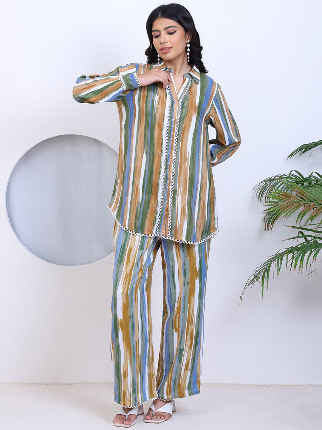 

DEEBACO Women Striped Ethnic Co-Ord Set, Blue