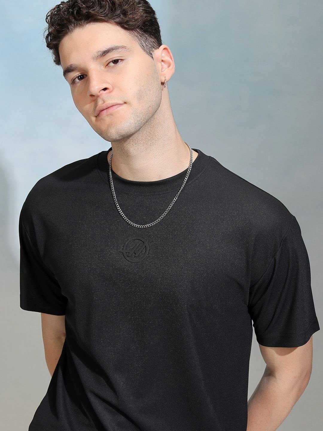

HIGHLANDER Men Solid Round Neck Relaxed Fit Sports T-Shirt, Black