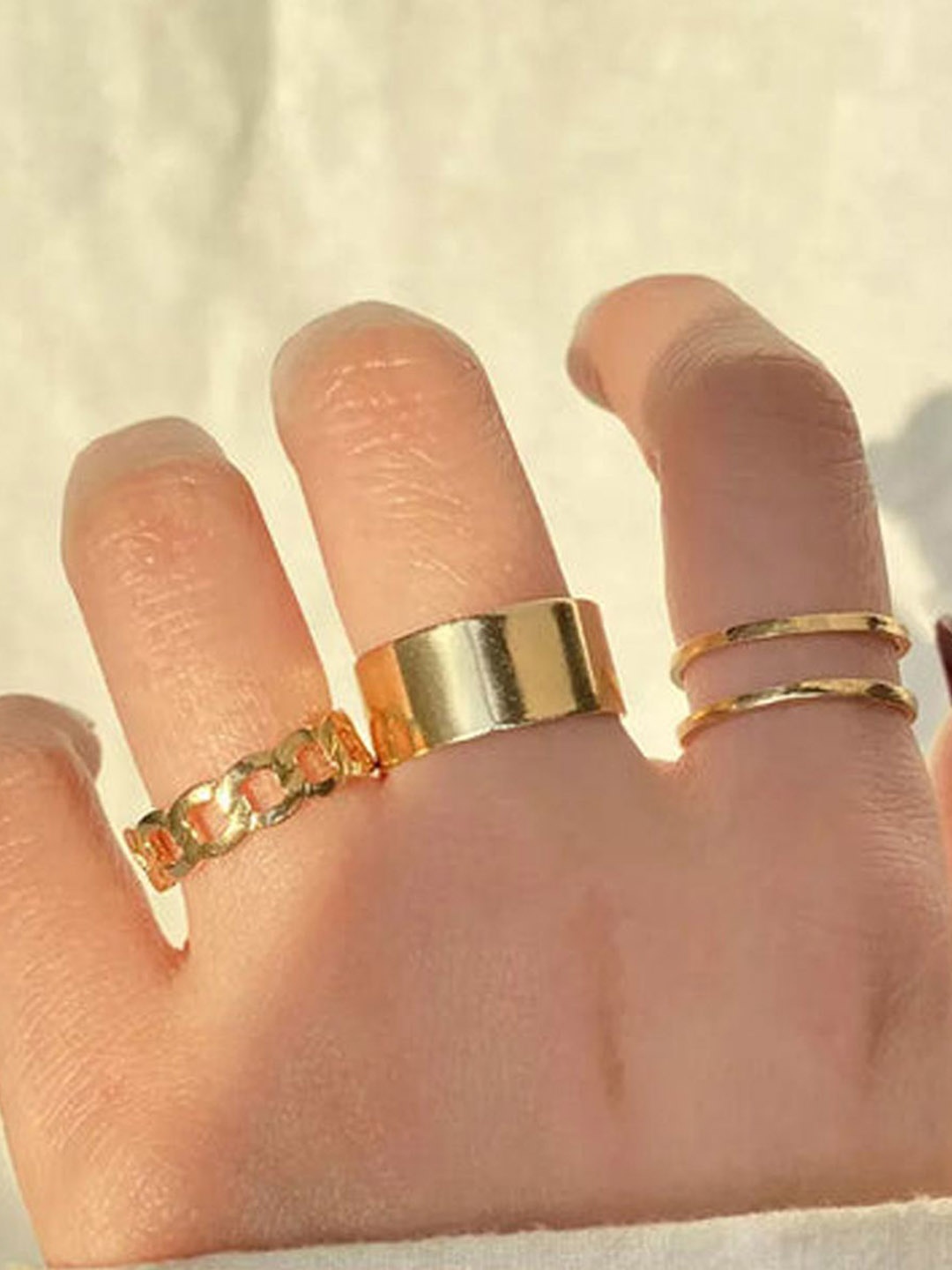 

Jewels Galaxy Set Of 3 Gold-Plated Finger Rings