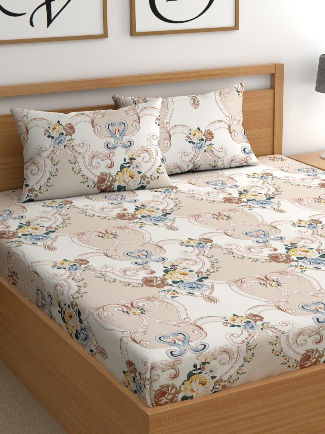 

CHHAVI INDIA Beige & White Microfiber Floral 210 TC King Bedsheet with 2 Pillow Covers
