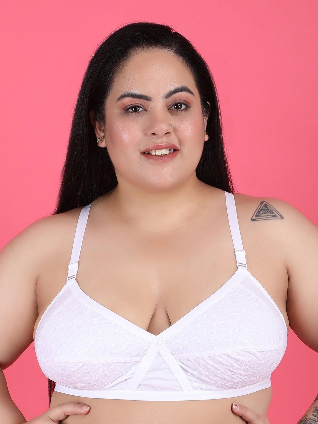 

Klassik Medium Coverage Plus Size Embroidered Bra, White