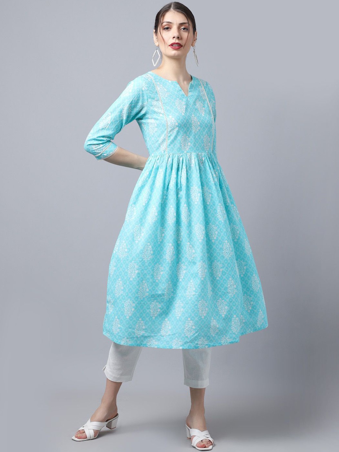 

LARGISH Ethnic Motifs Printed Cotton Anarkali Kurta, Blue