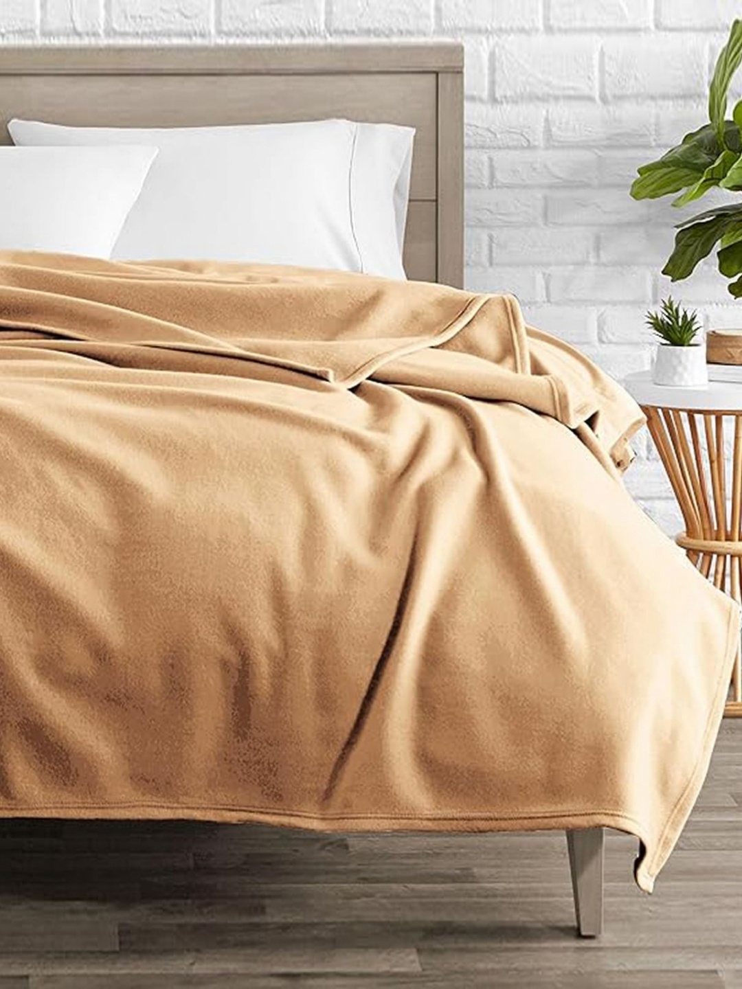 

THE little BIG STORE Camel Brown Mild Winter 400 GSM Single Bed Blanket