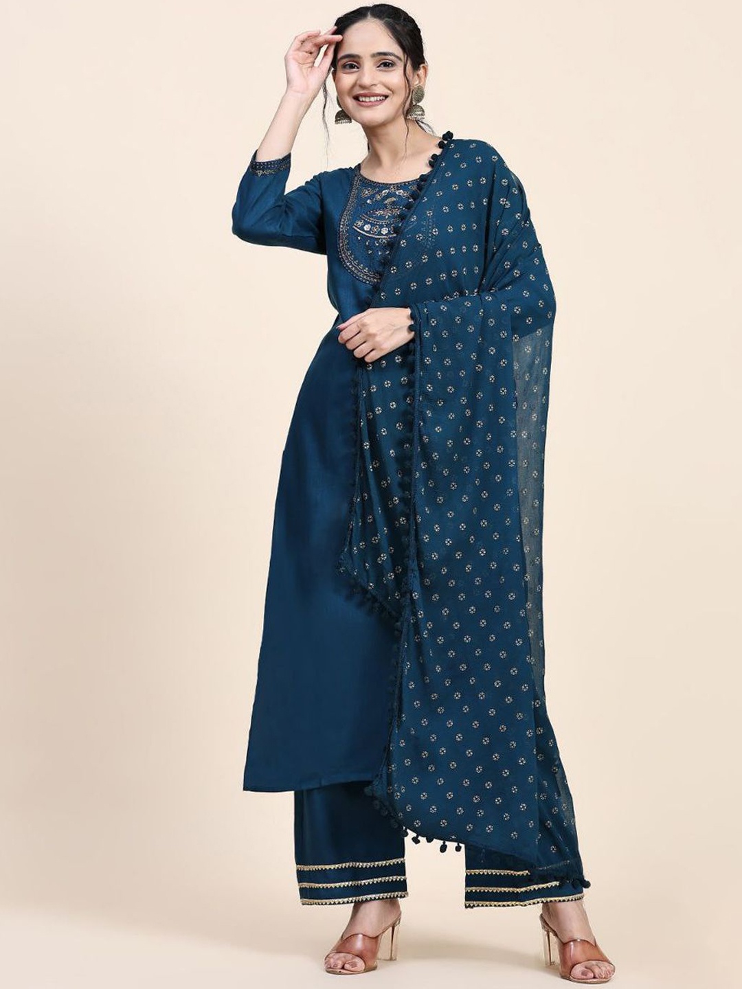 

Siya Fashion Floral Embroidered Straight Kurta With Palazzos & Dupatta, Turquoise blue