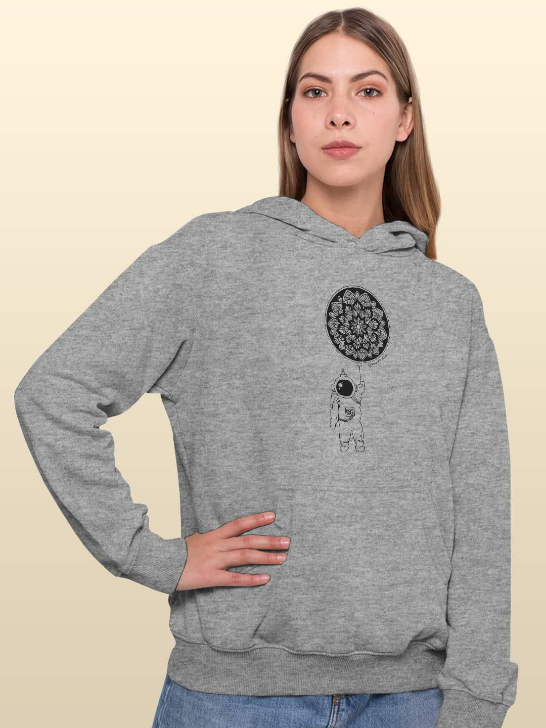 

macmerise Women Printed Hooded Sweatshirt, Grey