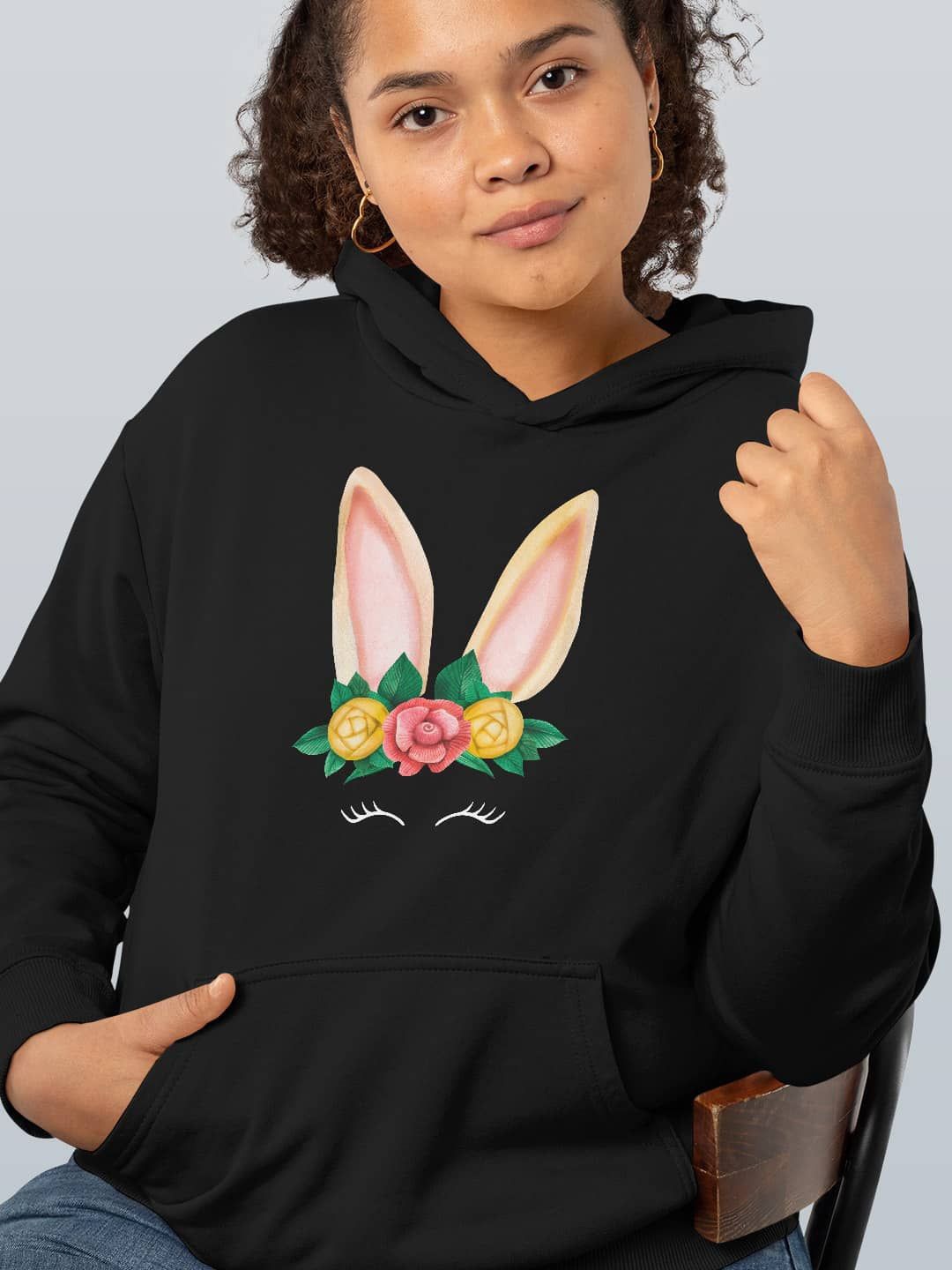 

macmerise Women Printed Hooded Sweatshirt, Black