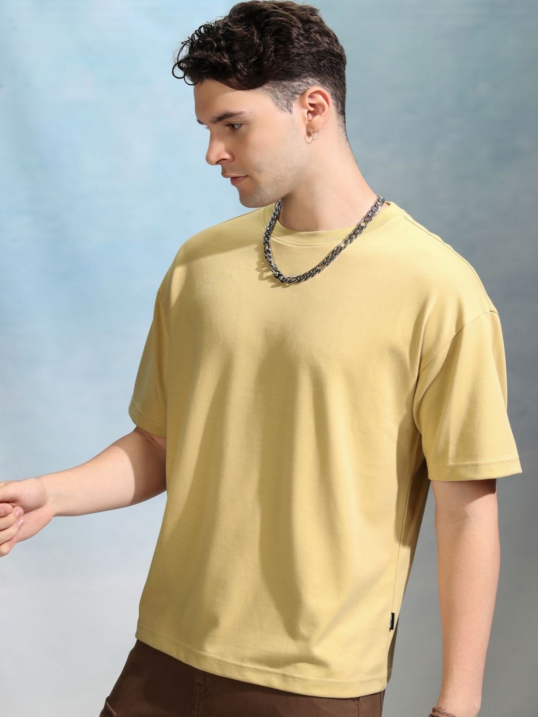 

HIGHLANDER Men Solid Round Neck Cotton Oversized Sports T-Shirt, Beige