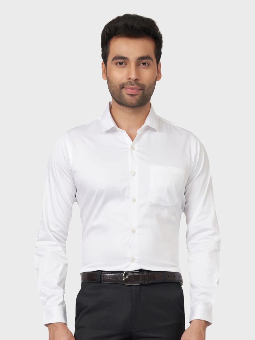 

MANTICORE Men Solid Slim Fit Cutaway Collar Pocket Formal Shirt, White