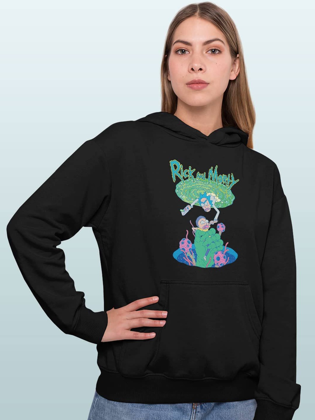 

macmerise Women Printed Hooded Sweatshirt, Black