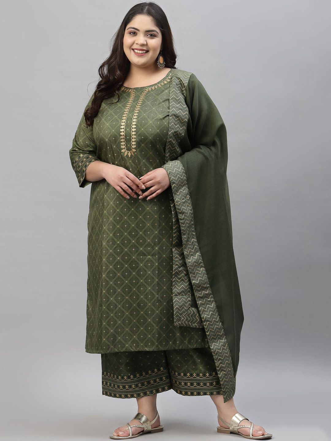

Sztori Plus Size Printed Straight Kurta With Palazzos & Dupatta, Green