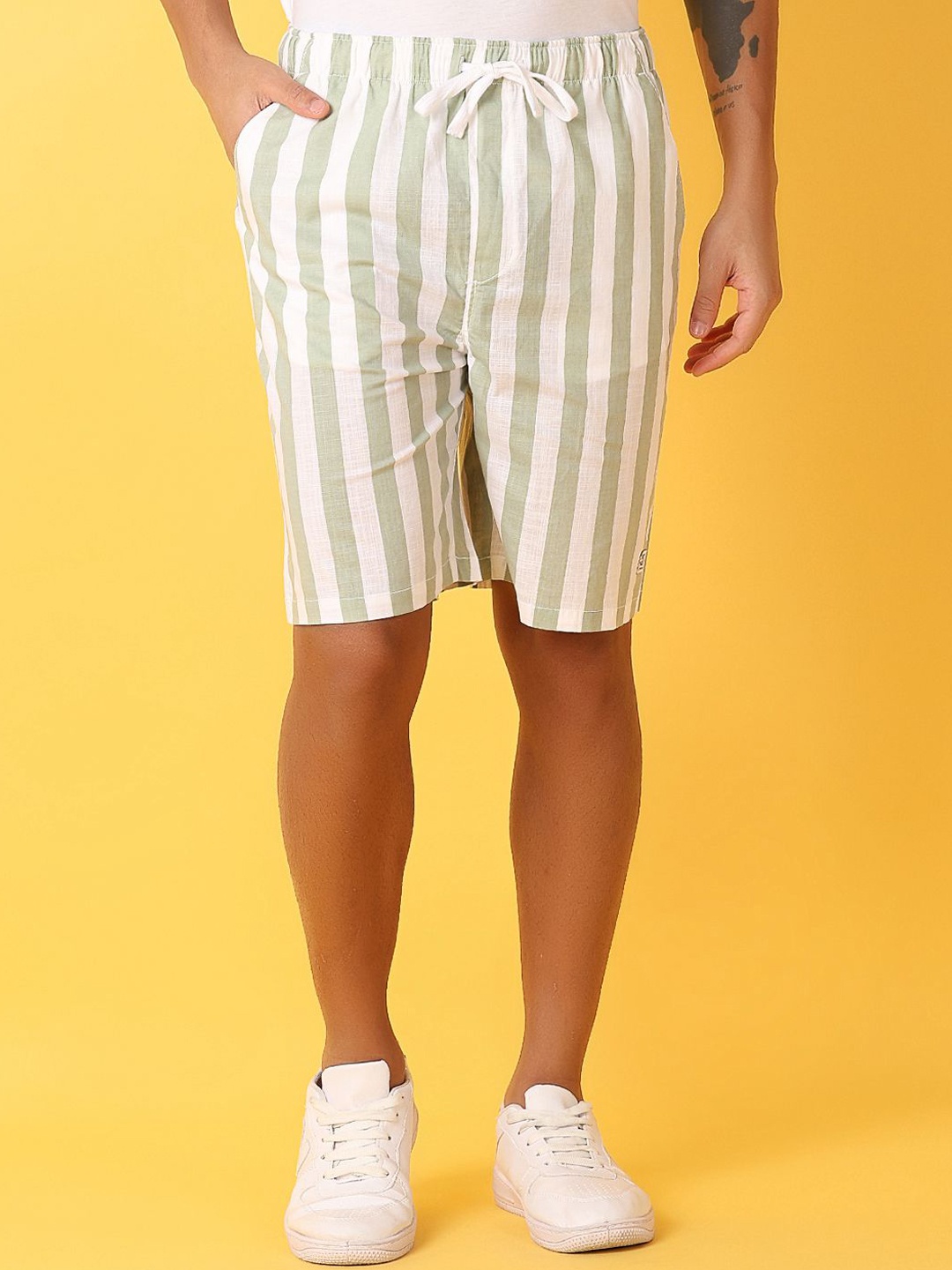 

V-Mart Men Cotton Striped Mid-Rise Regular Fit Regular Shorts, Green