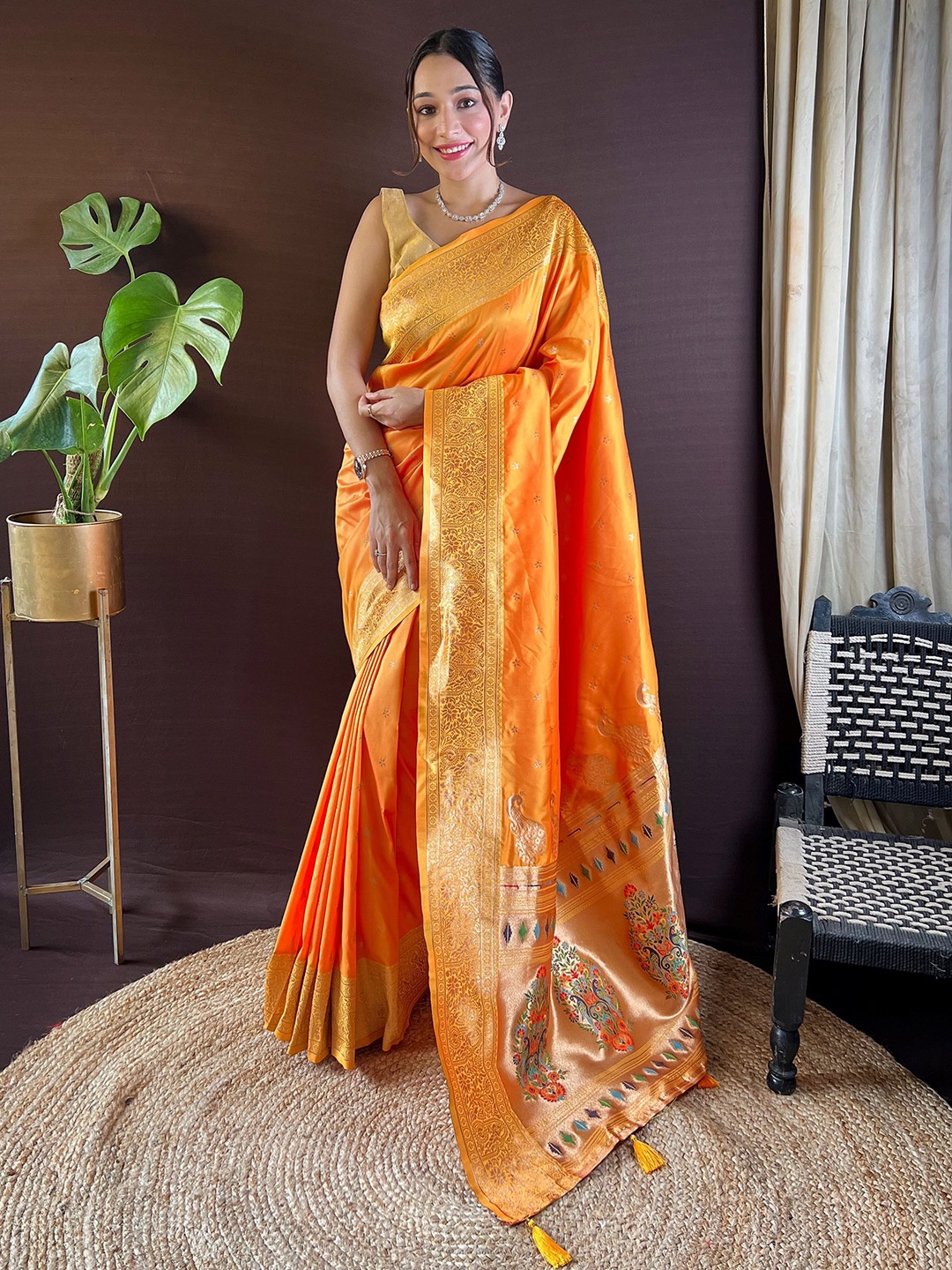 

HEER FASHION Woven Design Zari Paithani Saree, Orange