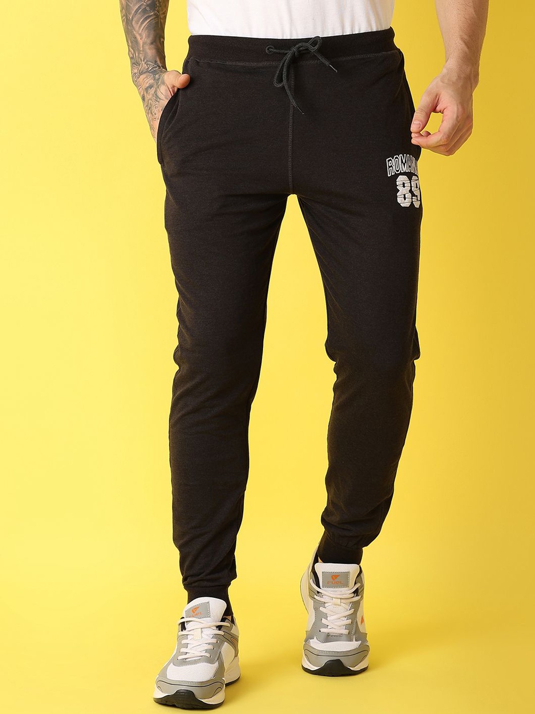 

V-Mart Men Solid Regular Fit Terry Joggers Track Pant, Charcoal