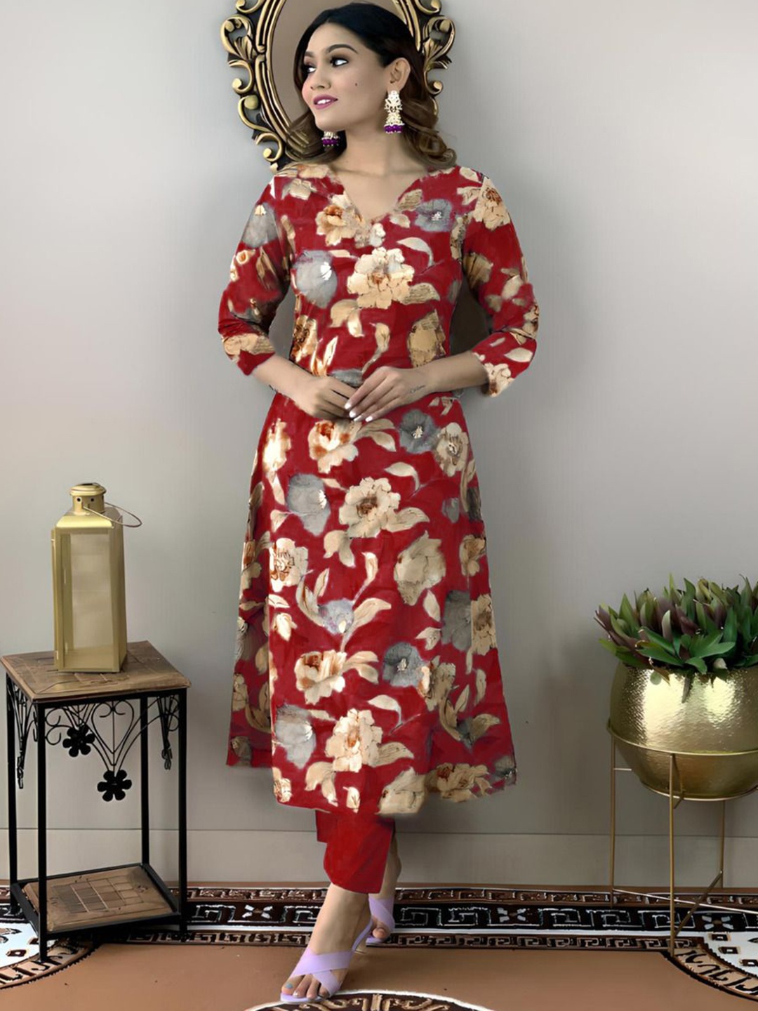 

Anni Designer Floral Printed V-Neck Regular Straight Kurta with Trousers, Red