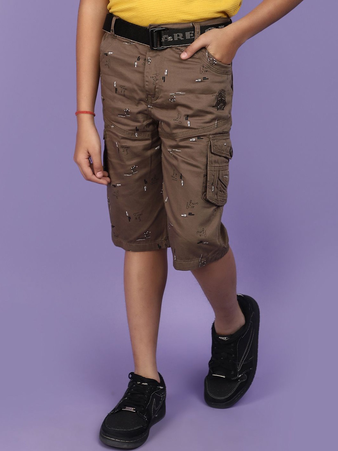 

V-Mart Boys Printed Regular Fit Mid-Rise Regular Shorts, Olive