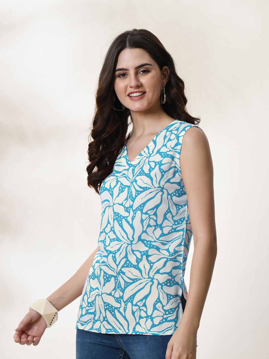 

ANNSH APPAREL Women Floral Printed Cotton Top, Blue