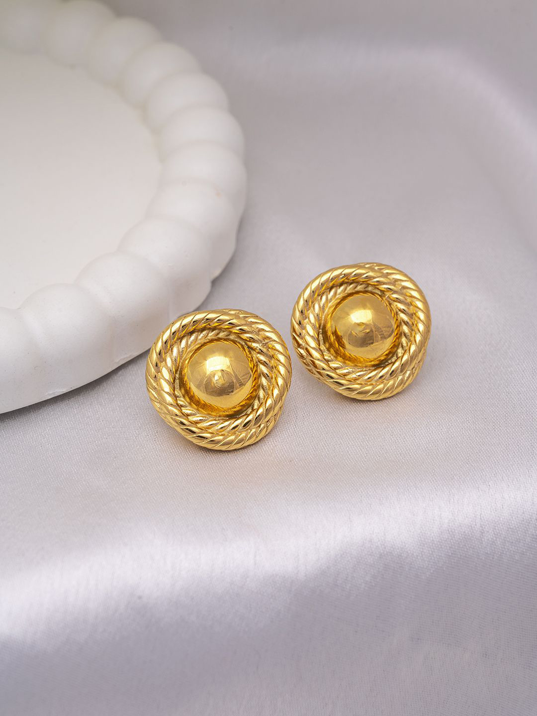 

Perfectly Average Stainless Steel Gold-Plated Floral Studs