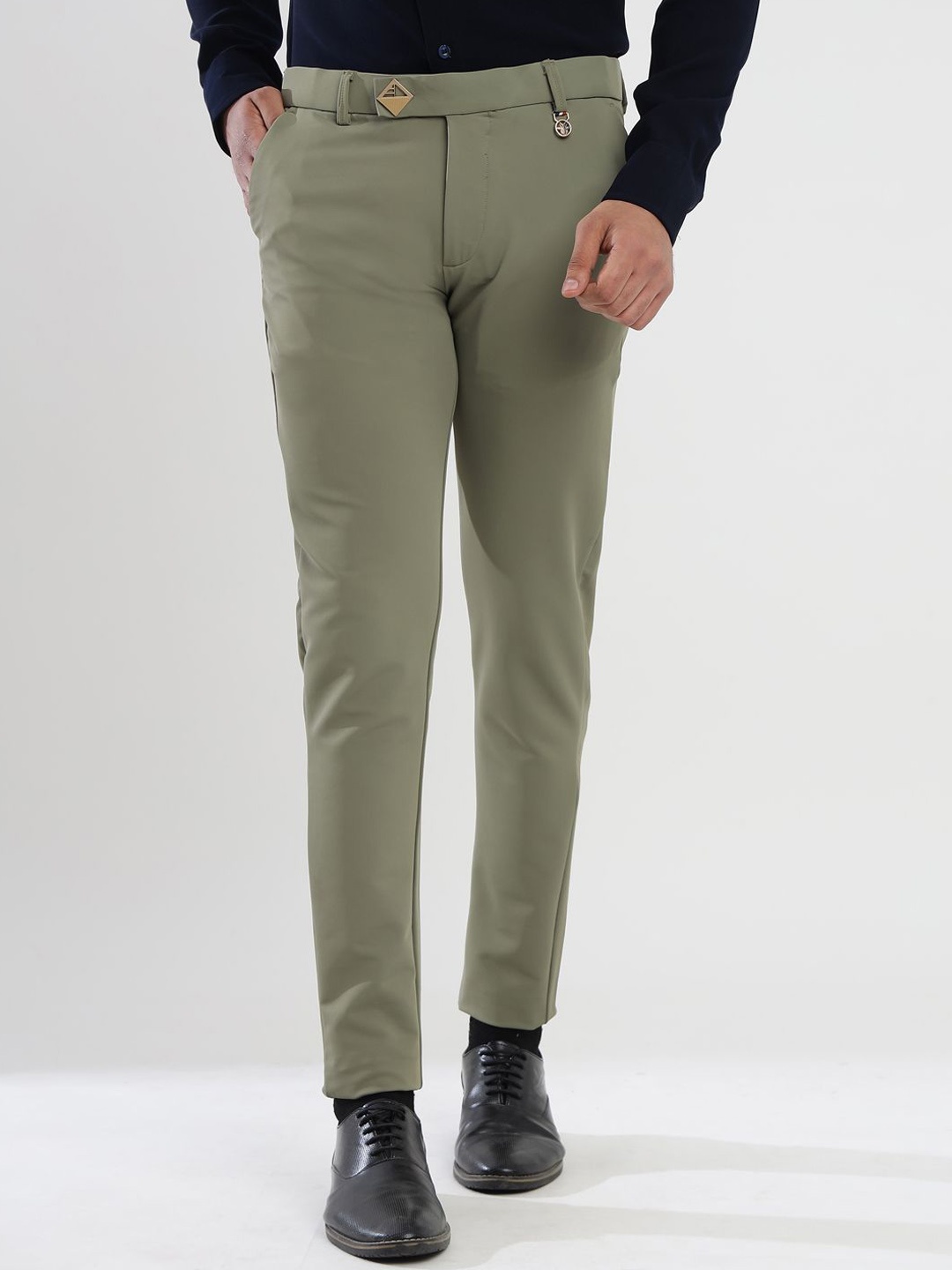 

MANTICORE Men Regular Fit Mid-Rise Formal Trousers, Olive