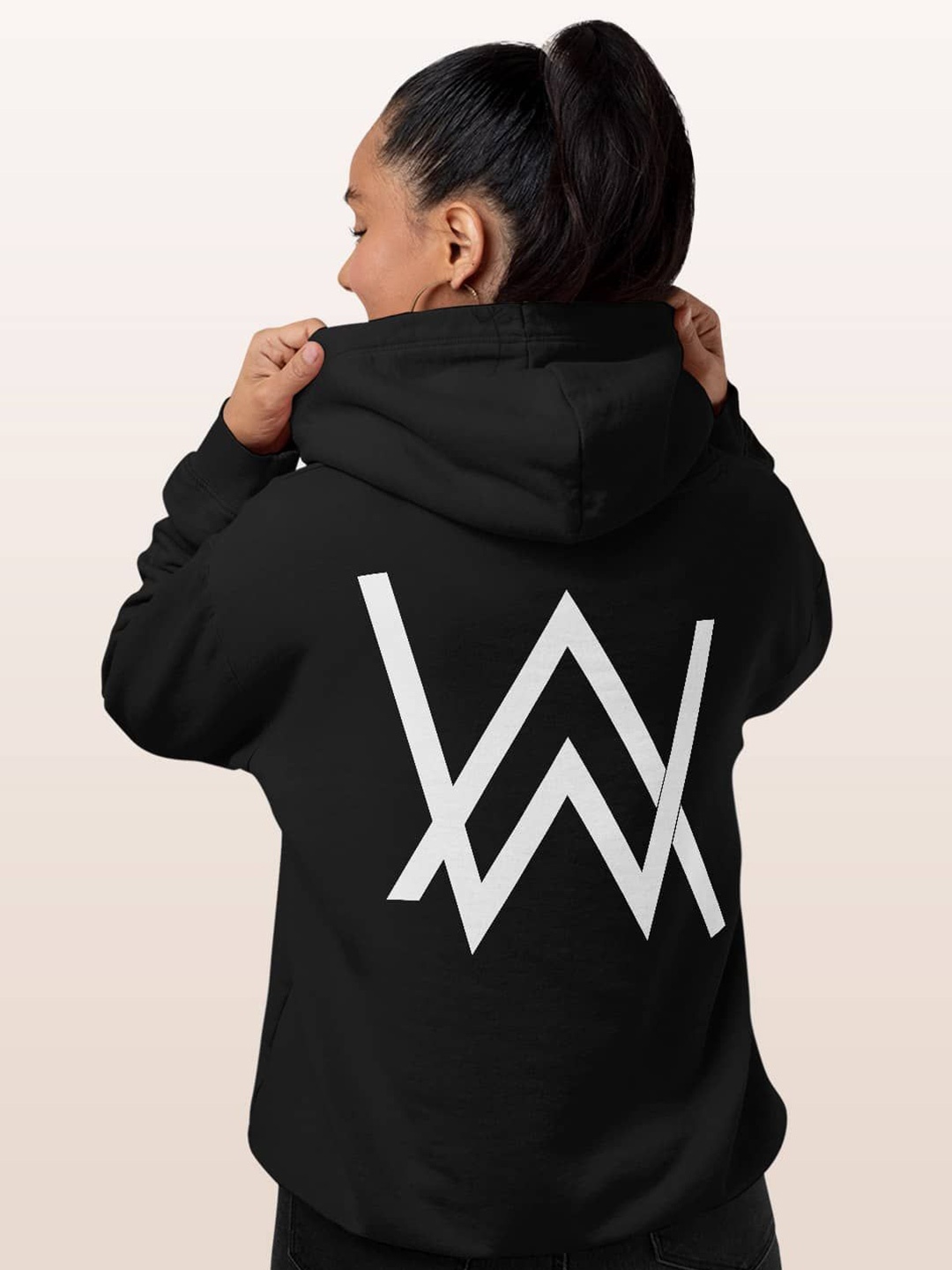

macmerise Women Hooded Sweatshirt, Black