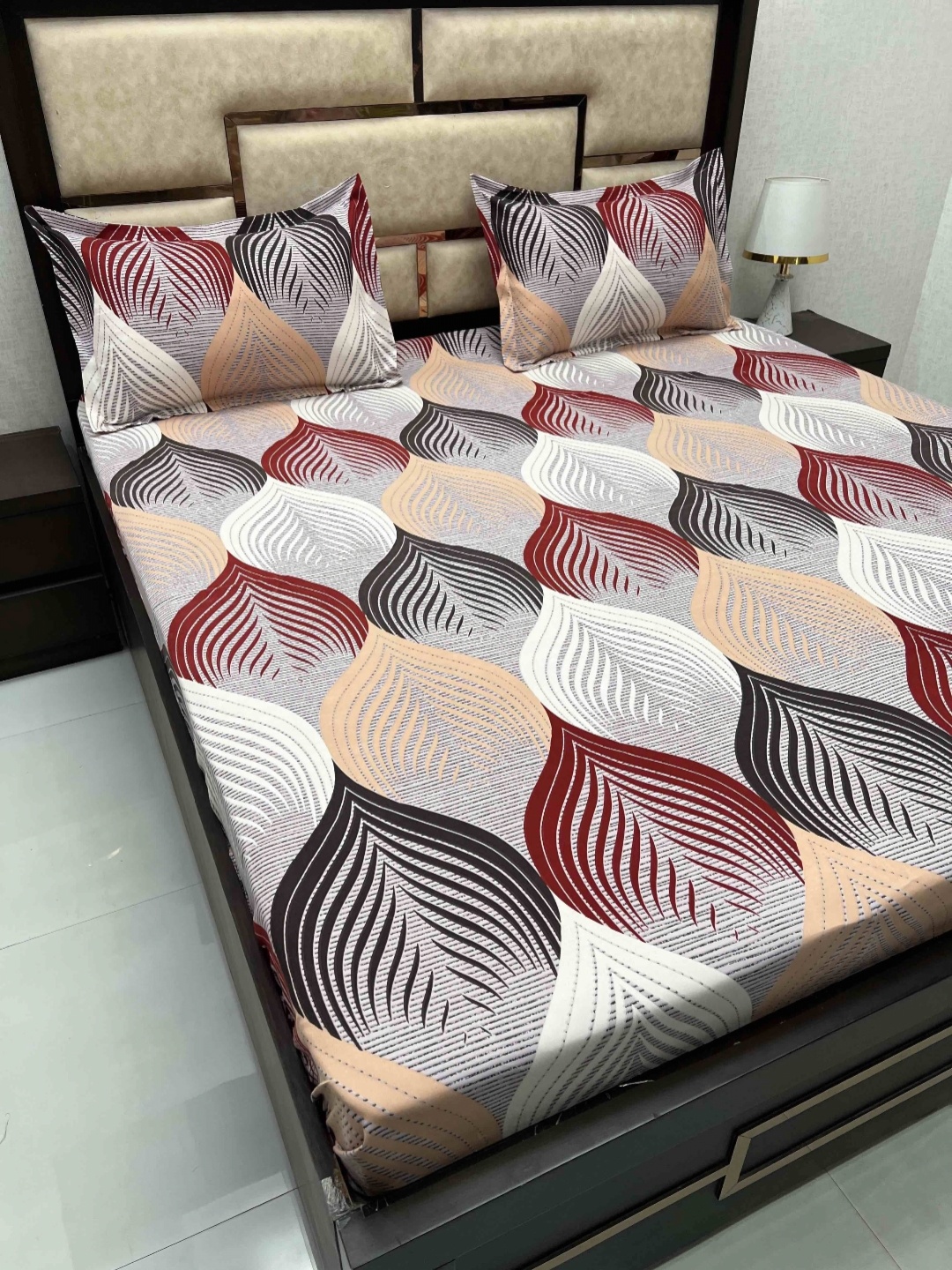 

Pure Decor Queen Size Double Bed Bedsheet With 2 Pillow Covers 2.28m X 2.54m, White