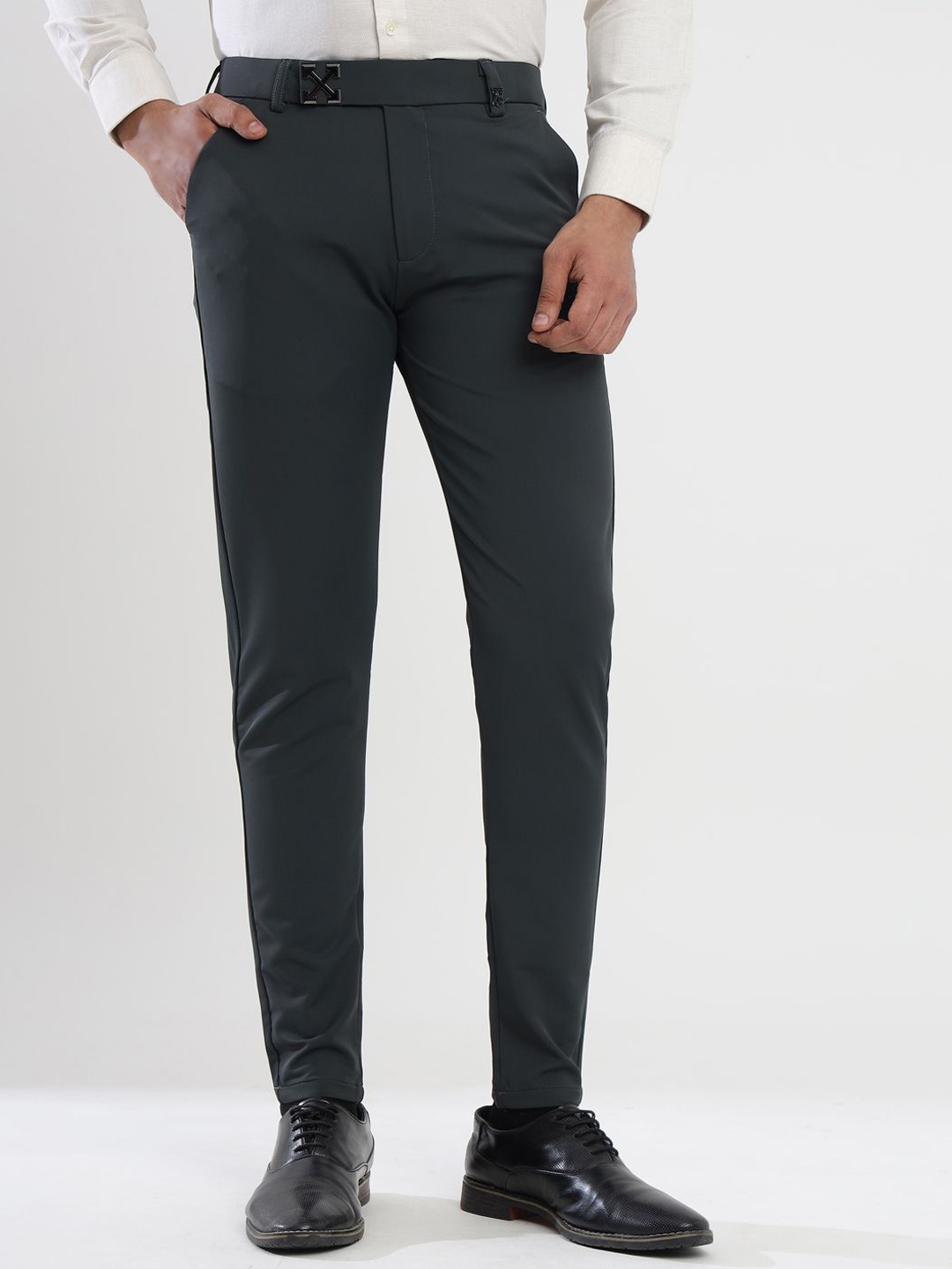 

MANTICORE Men Regular Fit Formal Trousers, Grey