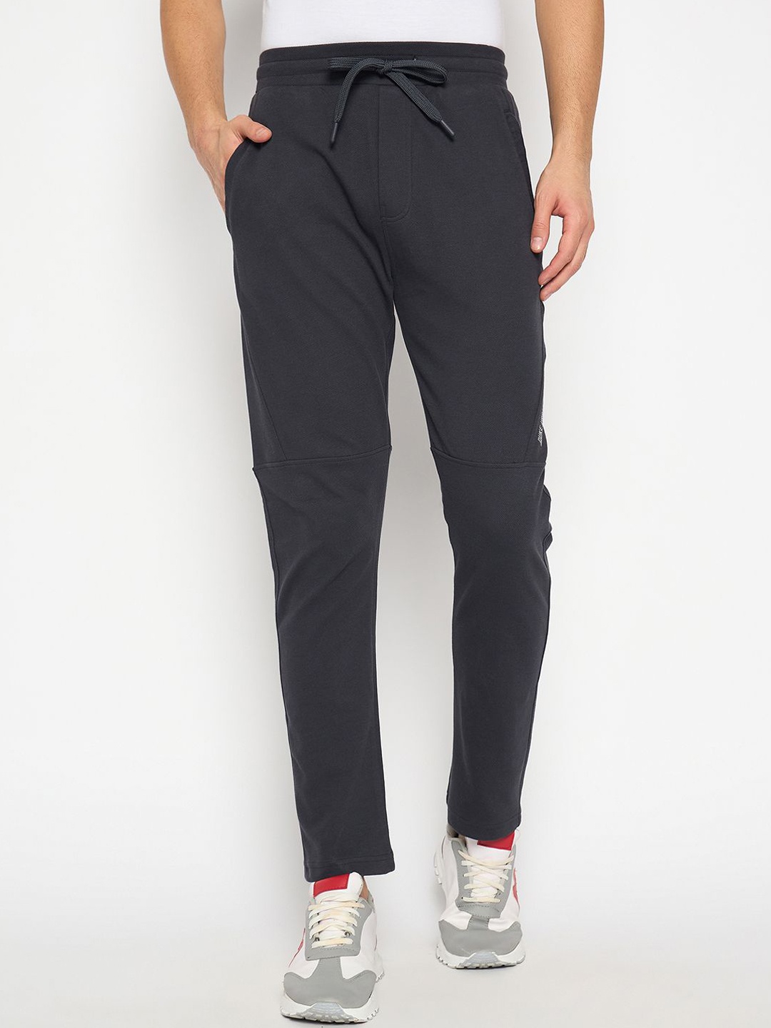 

Duke Men Cotton Mid-Rise Track Pants, Grey