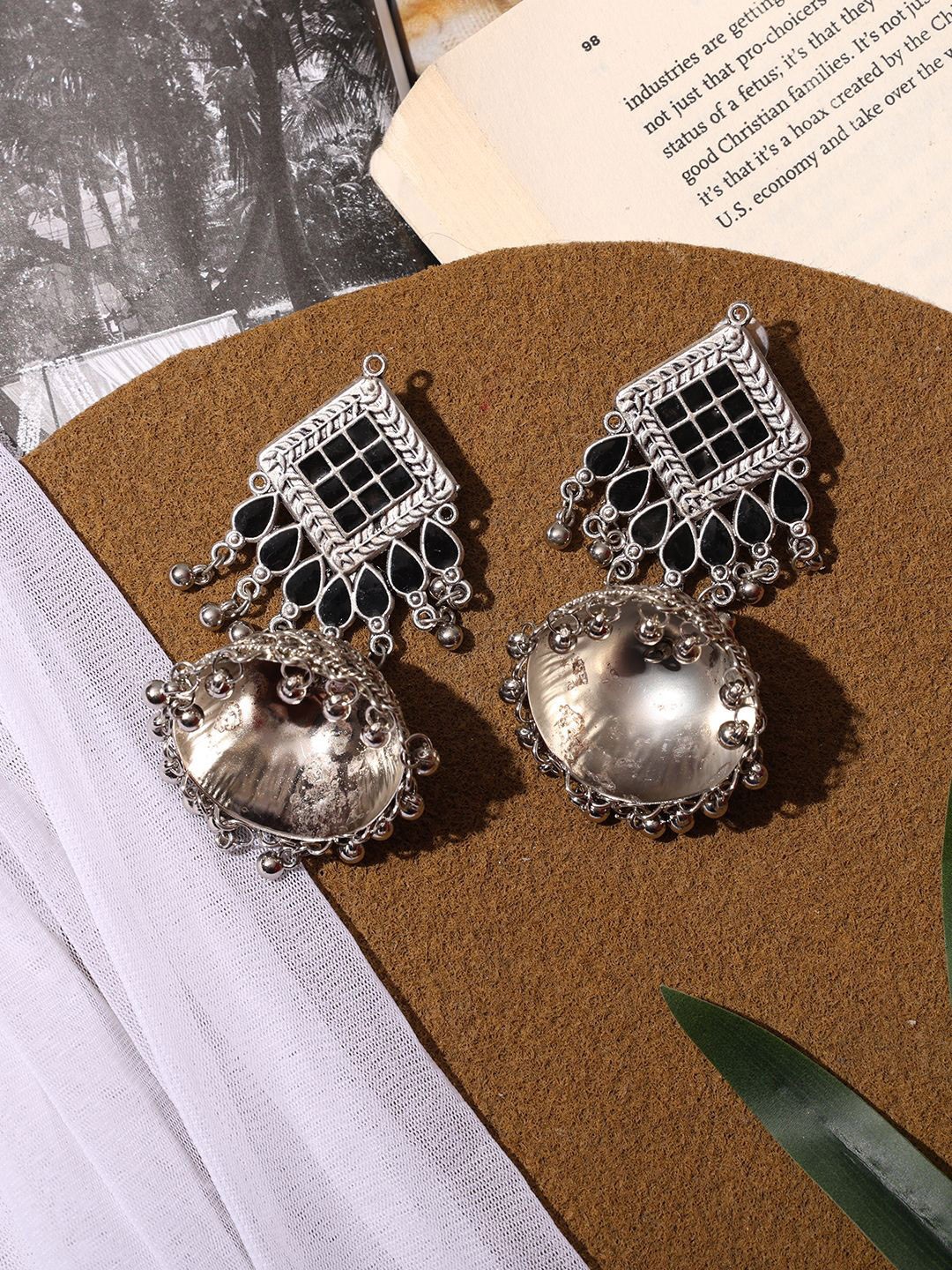 

VENI Silver-Plated Stone-Studded Oxidised Jhumkas