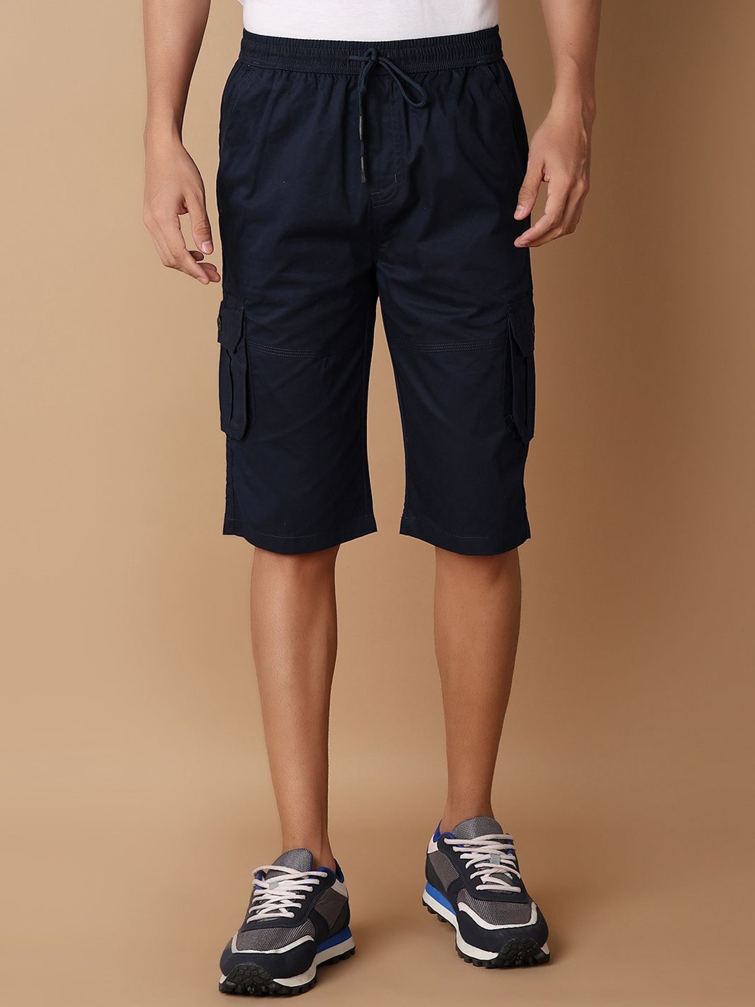 

V-Mart Men Mid Rise Cargo Shorts, Navy blue