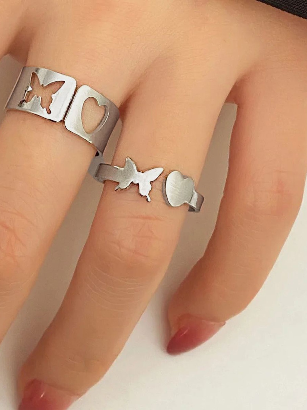 

Jewels Galaxy Set Of 2 Silver Plated Finger Ring